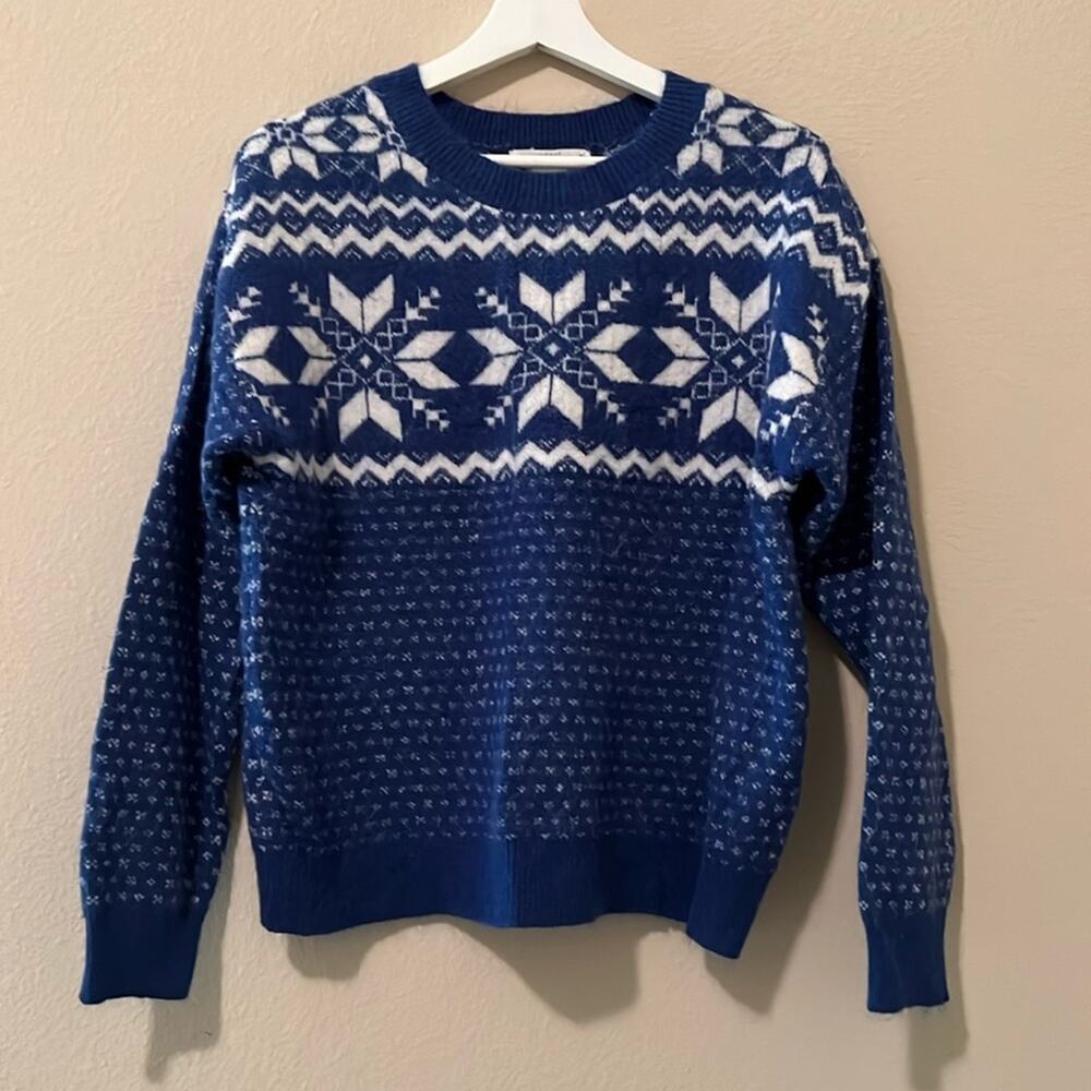 H&M Label of Graded Goods Christmas Print Sweater